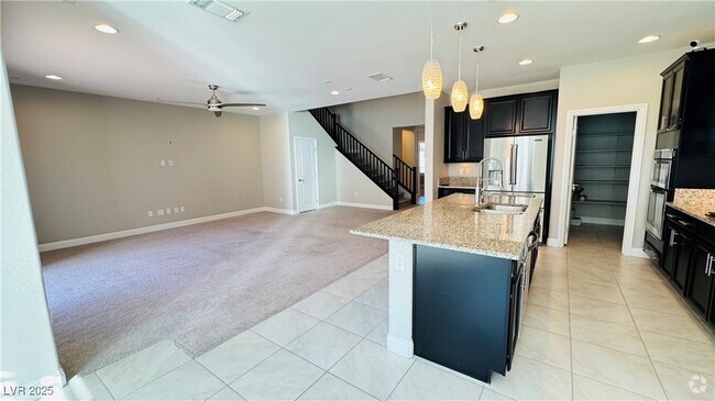 Building Photo - 12741 Coastline Shadow St Rental