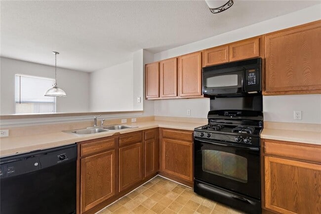 Photo - 143 Black Forest Rd