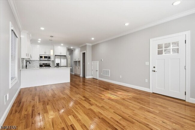 109 N 2nd St Unit 1
