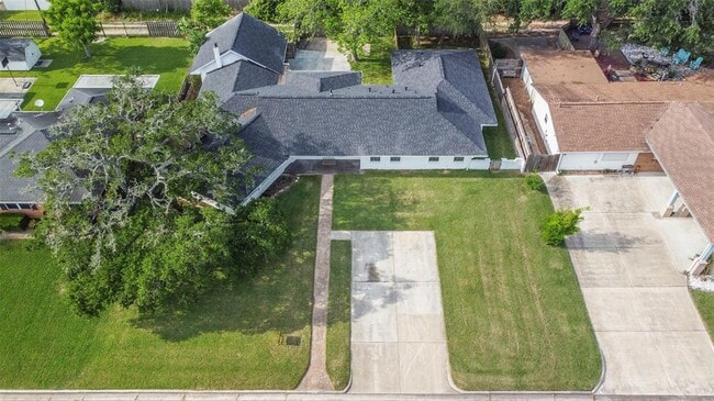 Photo - 22 13th St N House