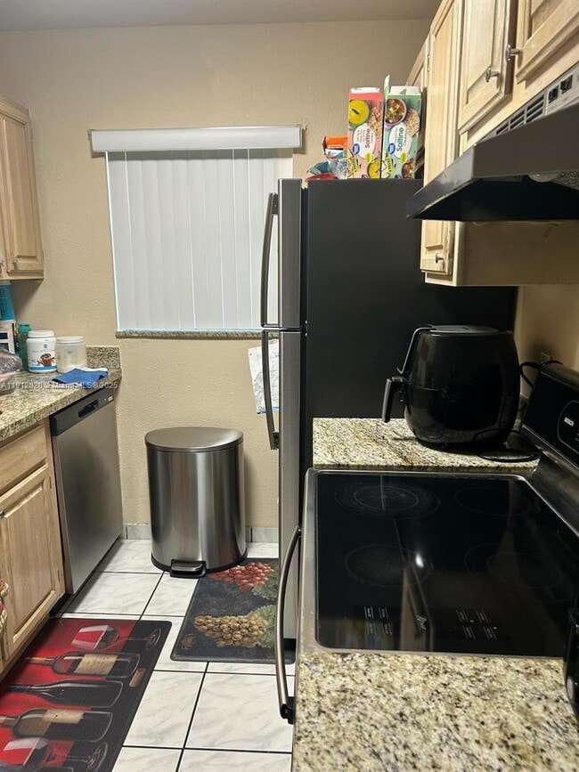 Photo - 10370 SW 220th St Unidad 221