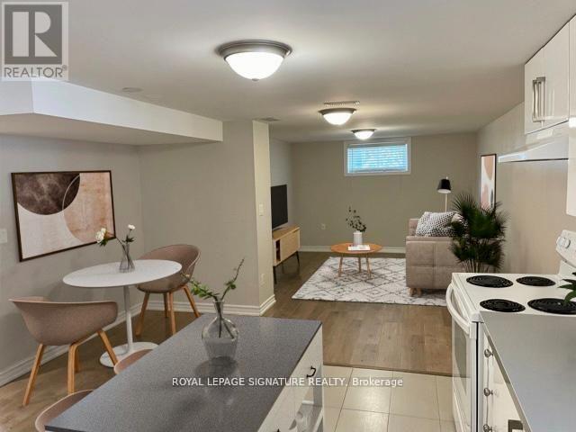 Photo - 1528 Pharmacy Ave