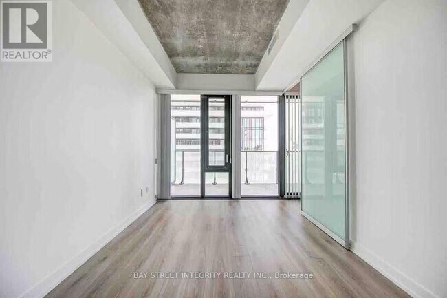 Photo - 161 Roehampton Ave Unit 1609