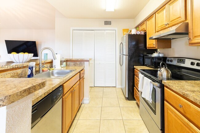 Photo - 777 Riverside Dr Unit 1537