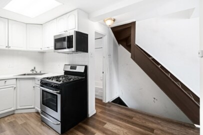 Photo - 533 E Girard Ave Unit 2