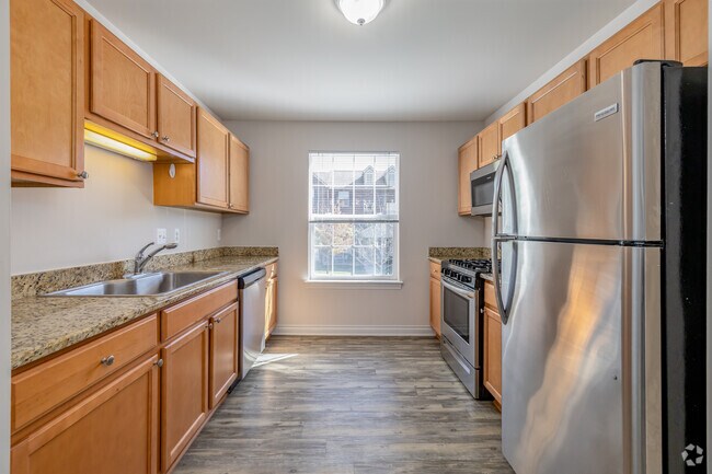 3BR, 2.5BA - 1,450SF - Kitchen