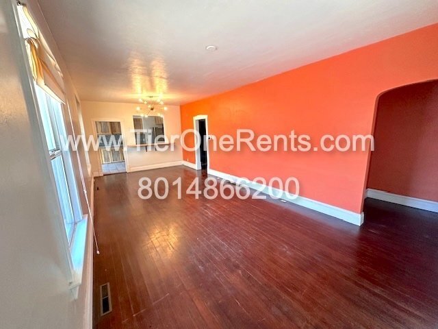 Photo - This property offers a NO DEPOSIT option available for qualified renters!