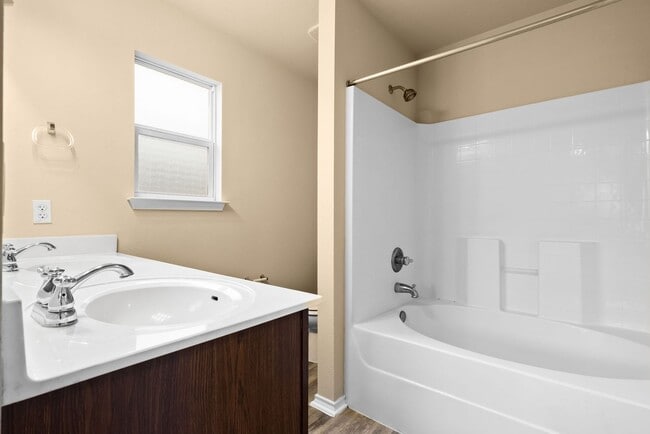 Photo - 417 Emerald Ridge Dr