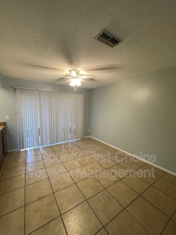 Photo - 9949 87th St N