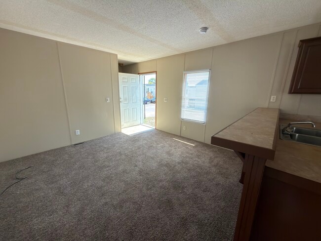 Photo - 25353 Nuway Ave