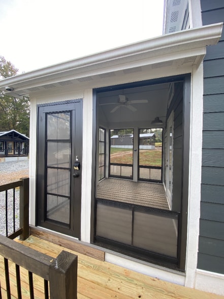 9 Tiny Home Cir