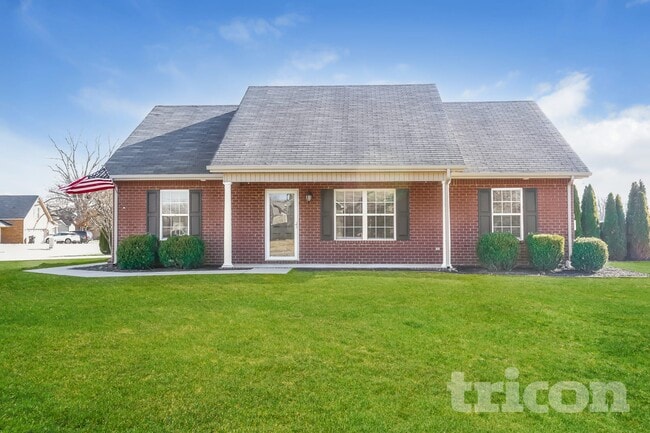 Building Photo - 901 Laramie Ct