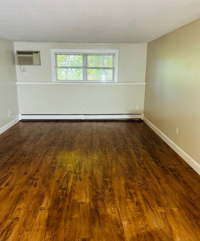 Photo - 22 7th Ave Apartamentos