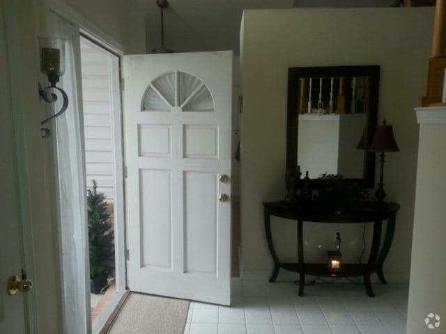 Building Photo - 880 Brande Ct Rental