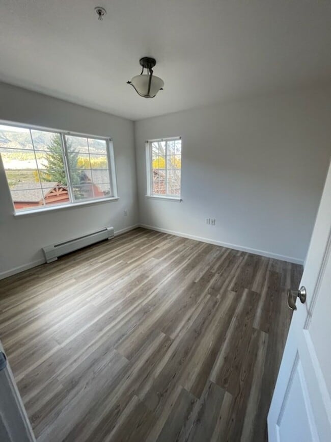 Photo - Beautiful Apartment in New Castle Unit 105