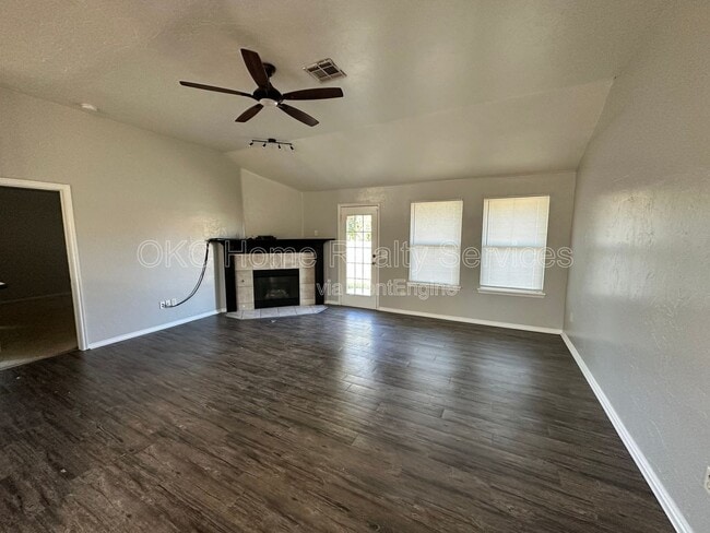 Photo - 4905 SE 55th St