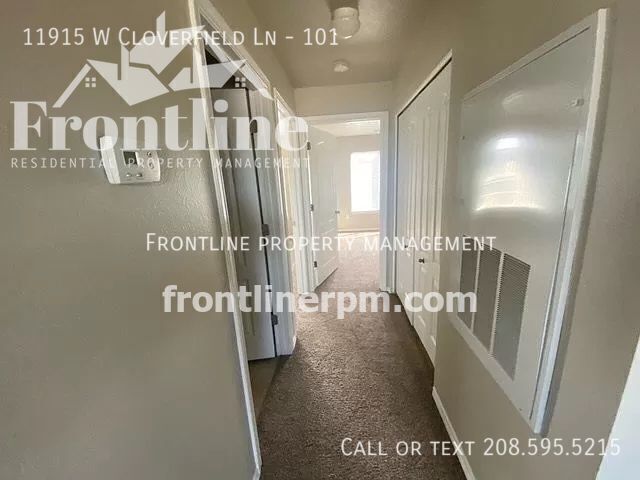 Photo - 11915 W Cloverfield Ln Unidad 101