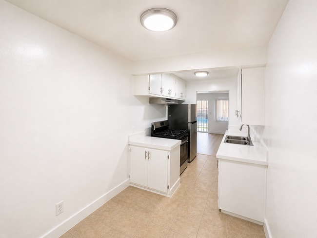 Photo - 803 Java Ave Inglewood, CA 90301