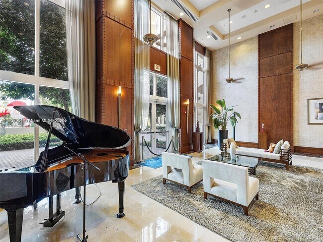 Photo - 19501 W Country Club Dr Unidad PH-06