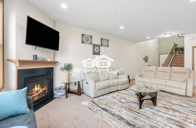 Building Photo - 9518 Roosevelt Dr Rental