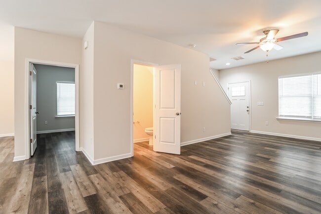 Photo - 7823 Bellhaven Blvd