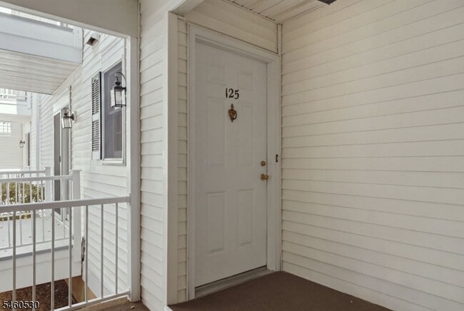 125 Smithfield Ct