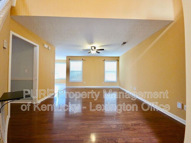 Photo - 2909 Mahala Ln