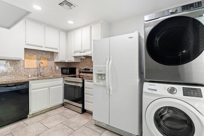 Photo - 82075 Country Club Dr Unit 52