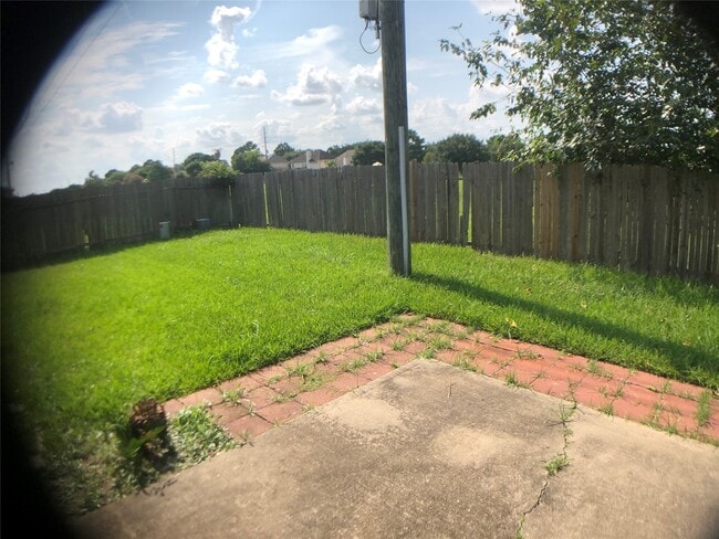 Photo - 18442 S Wimbledon Dr