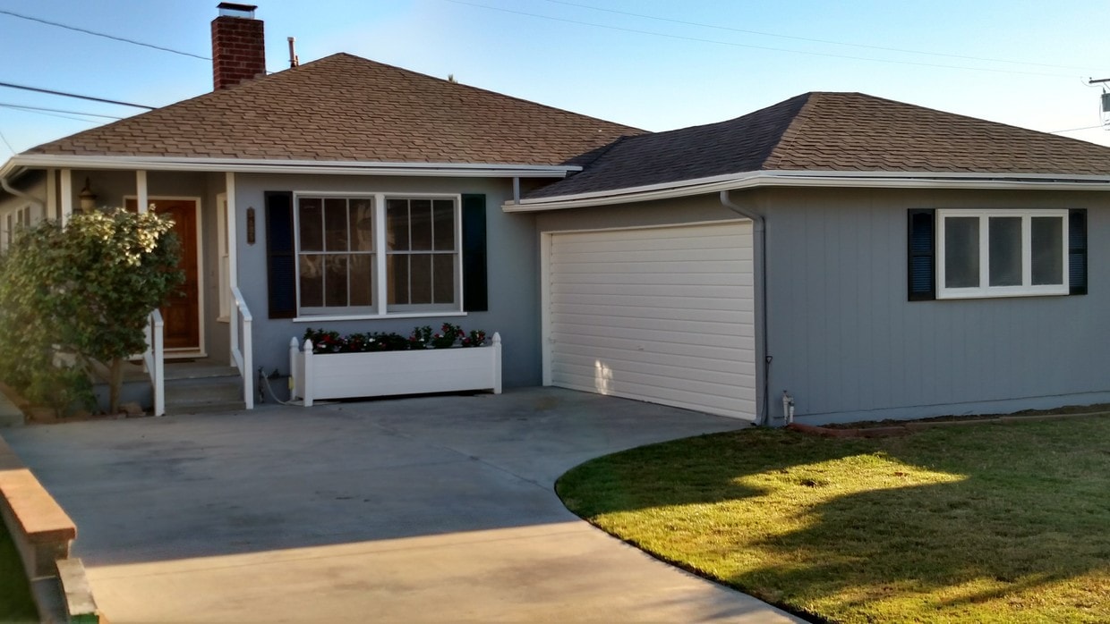Front view of home - 5835 Tellefson Rd (Culver City, CA)