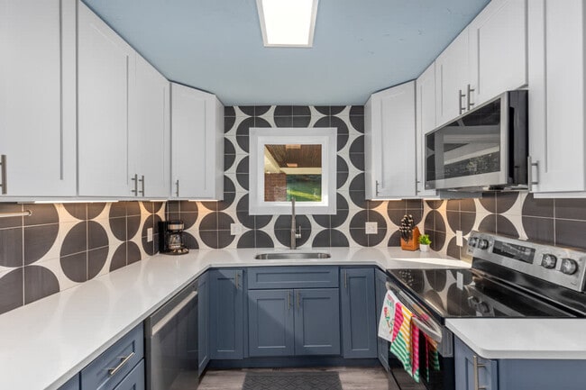 21 Coldbrook St NE Unit SI ID1364139P