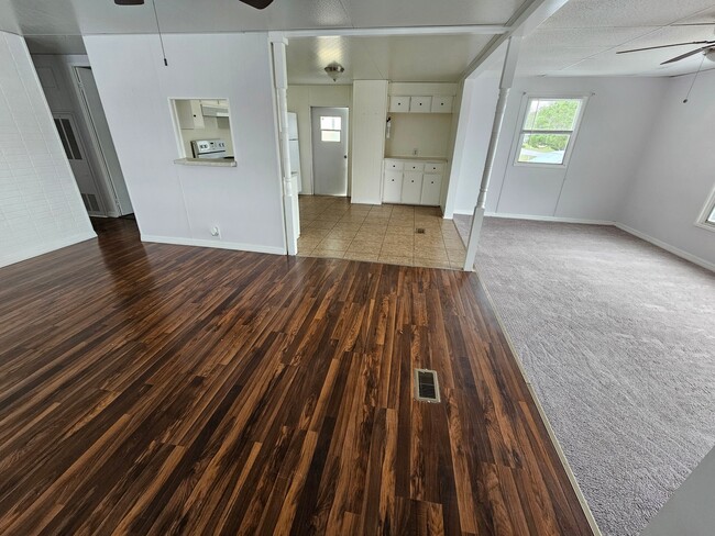 Photo - 14342 Starcross St