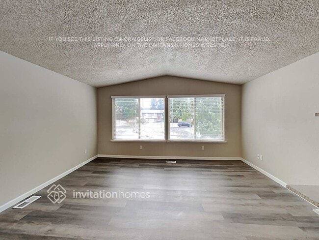 Photo - 8313 121st St E