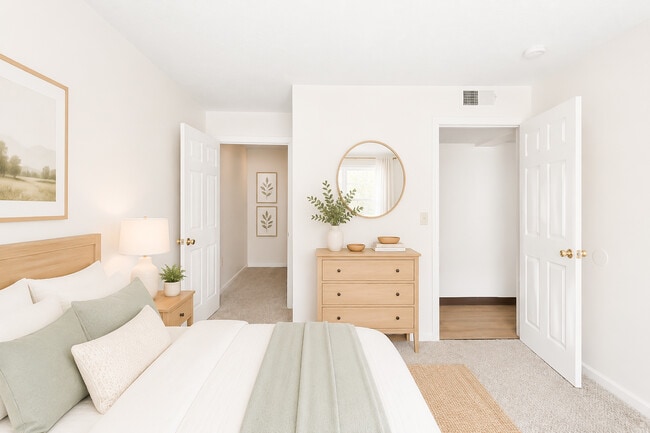 Photo - Hilltop/Parkview Apartments