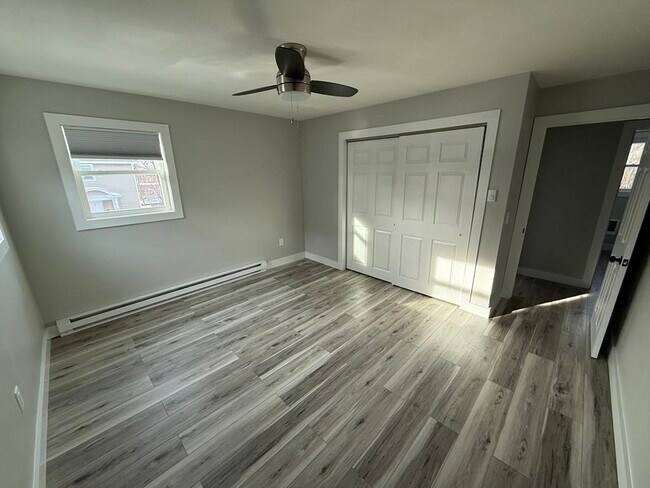 Photo - 12 Hunnewell Rd Unidad 2R