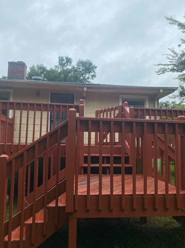 Photo - 102 Wheeler Dr