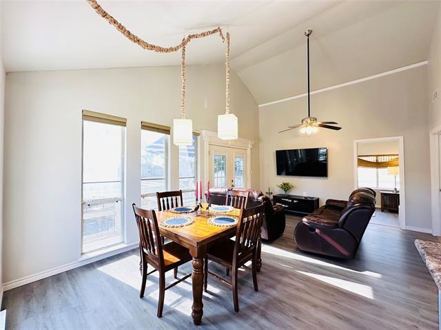 Photo - 290 Harbor Dr