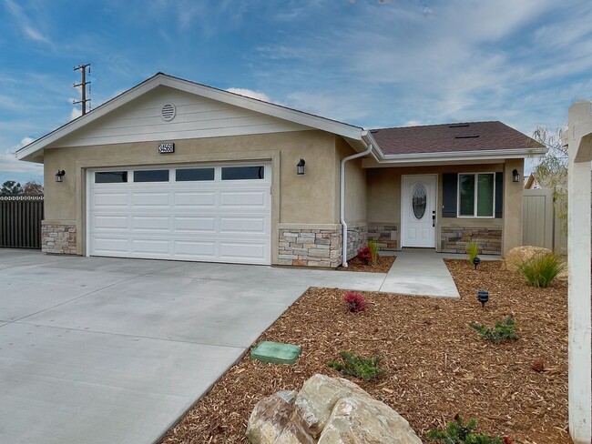 Newly Built 2 bed 2 bath - Newly Built 2 bed 2 bath Casa