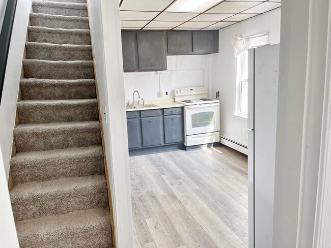 Photo - 10 E Carroll St Unit Rear