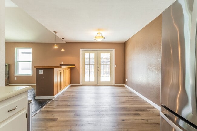 Photo - PURE Property Management Presents: Delightful 4 Bed 2 Bath Near Pioneer Park