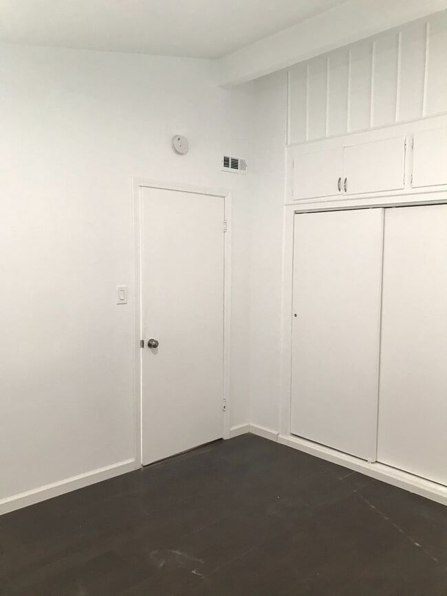 Photo - Aspen Ave - BLUE Unit A