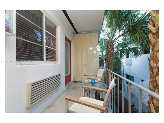 Building Photo - 1335 15th St Unit 8 Rental