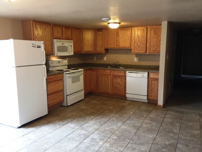 Photo - 920 18th Ave SW Unit 920 18th Ave SW-920B