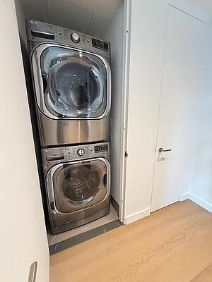 Photo - 555 W 22nd St Unidad 11FE