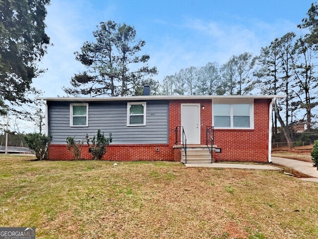Building Photo - 406 Blair Villa Dr SE Rental