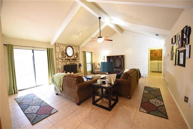 Photo - 3405 Primrose Ln