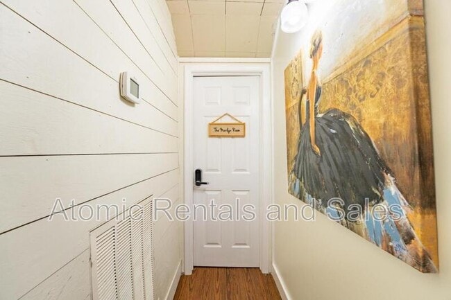 Photo - 714 E Jefferson St