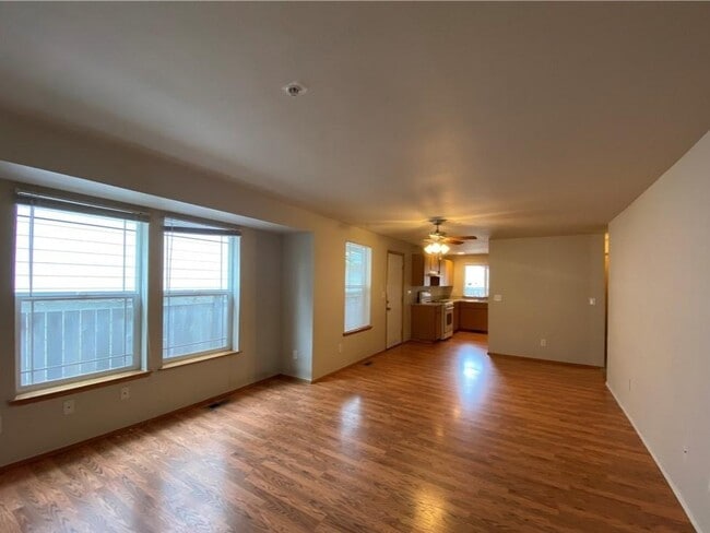 Photo - 2367 McDonald Ave