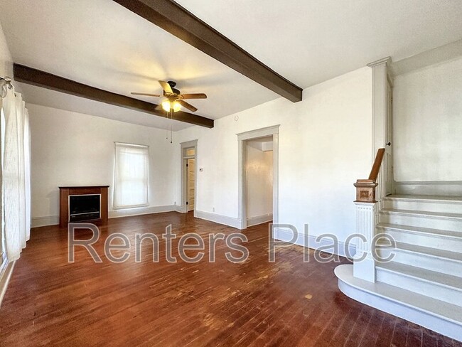 Photo - 321 E Greeley St