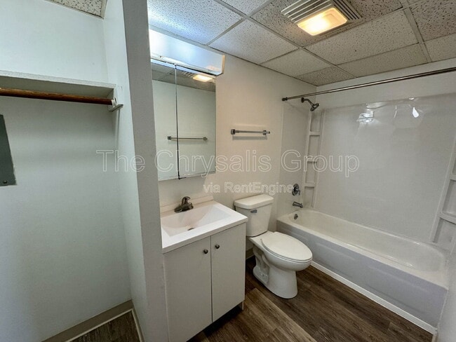 Photo - 2402 Marquette Rd Unidad 15